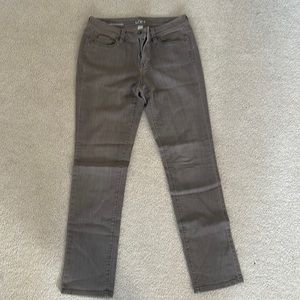 LOFT size 6 modern straight jean
